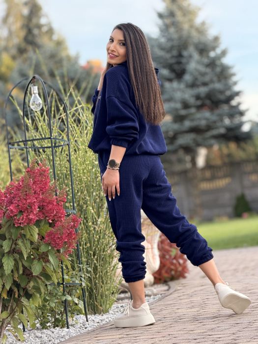 Compleu albastru cu bluza cu gluga [6]