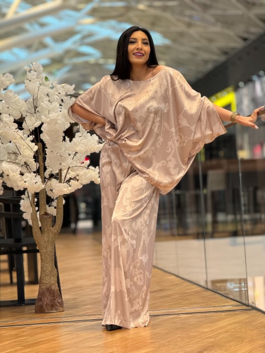 Compleu bej cu flori albe [2]