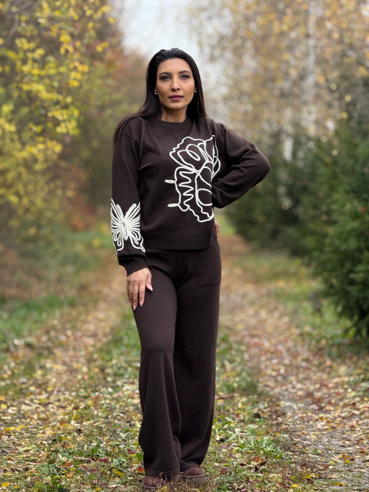 Compleu cu floare mare [3]