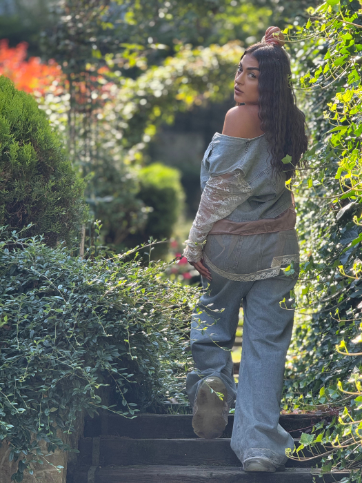 Compleu din jeans cu maneca din dantela [5]