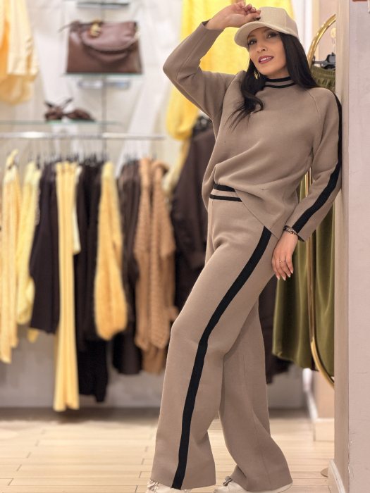 Compleu din tricot cu dungi [4]