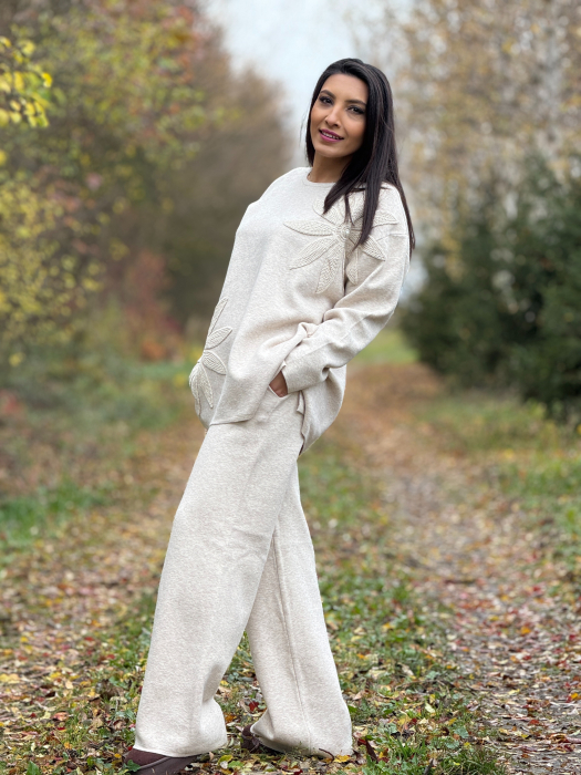 Compleu tricotat cu 2 flori [2]