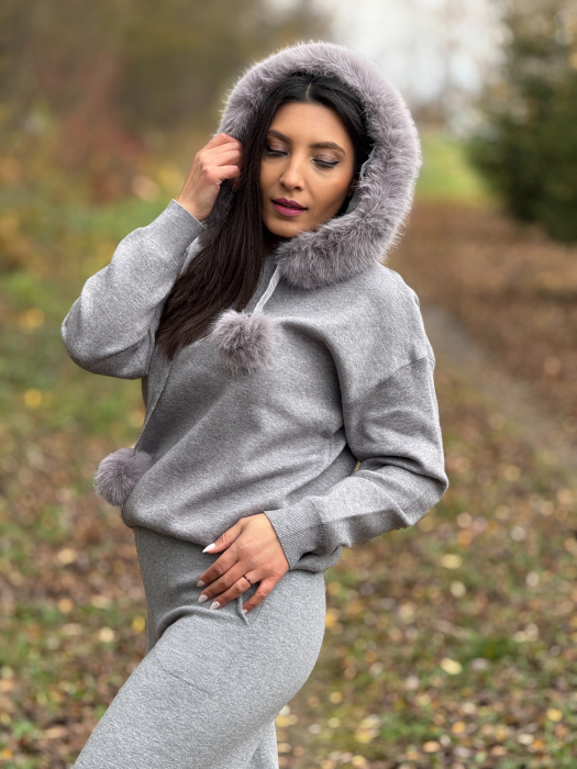 Compleu tricotat cu blanita la gluga [2]