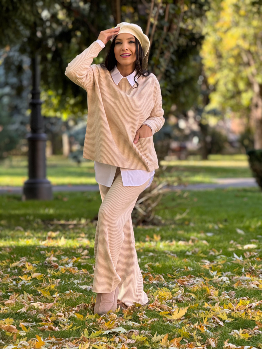 Compleu tricotat cu bluza cu buzunar [3]