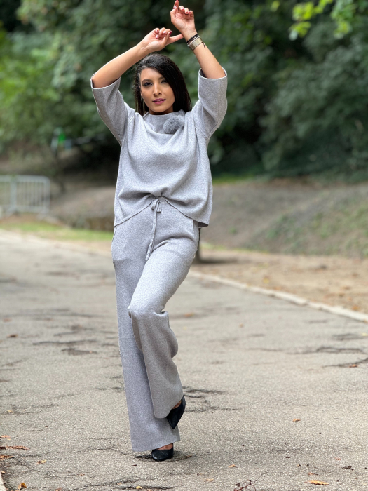 Compleu tricotat cu bluza cu ciucure [3]