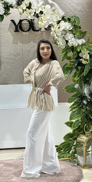 Costum cu bluza cu dungi [3]