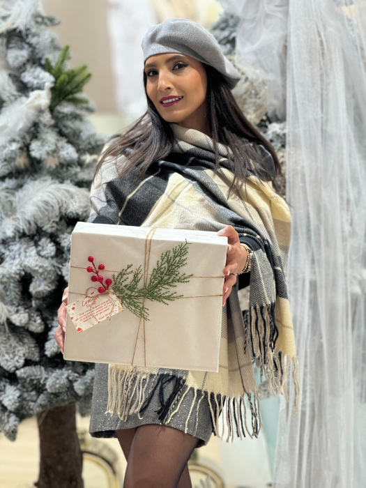 Esarfa in carouri [2]