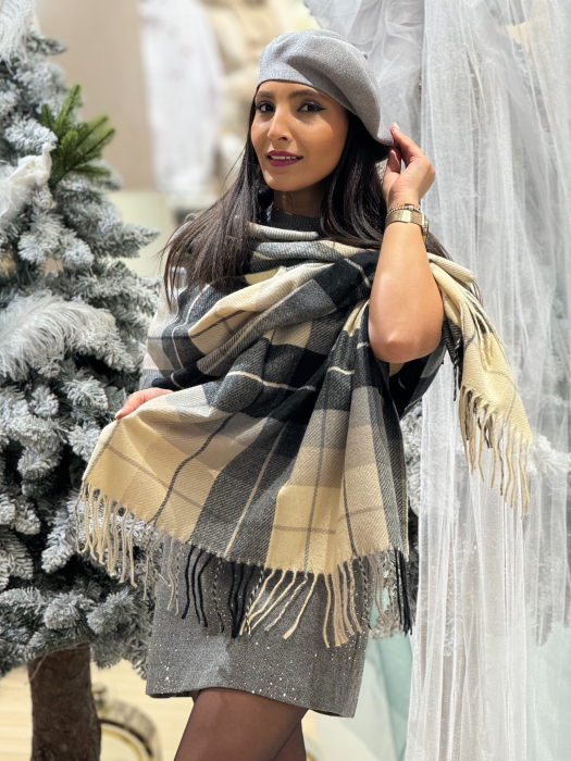 Esarfa in carouri [3]