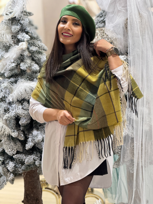 Esarfa in carouri [1]