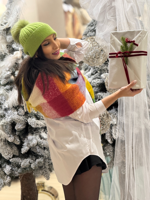 Esarfa in carouri cu franjuri [5]