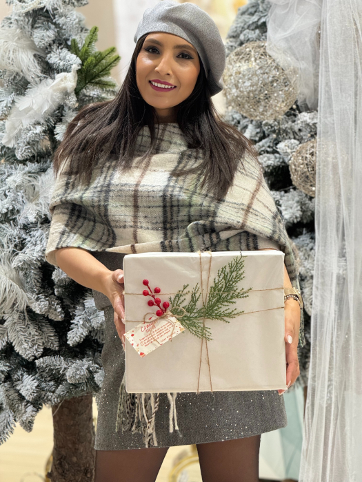 Esarfa in carouri cu insertii sclipici [3]