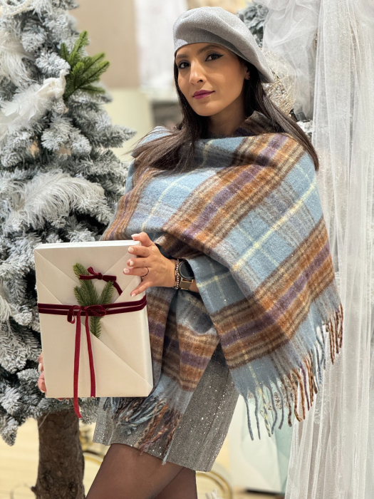 Esarfa in carouri cu insertii sclipici [1]