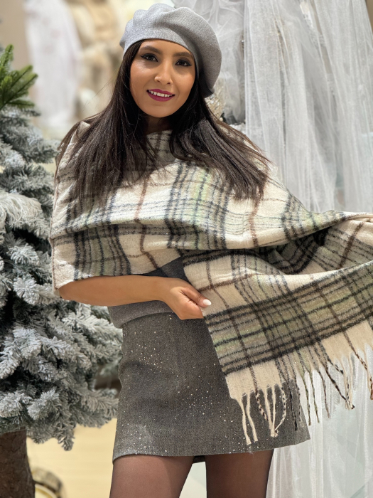 Esarfa in carouri cu insertii sclipici [1]