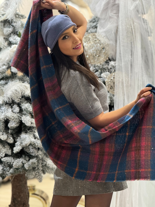 Esarfa in carouri cu insertii sclipici [4]