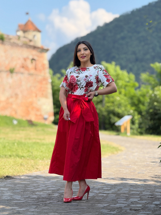 Fusta cu talie inalta si funda decorativa [1]