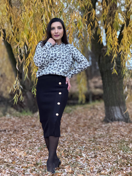 Fusta lunga tricotata cu nasturi decorativi [3]