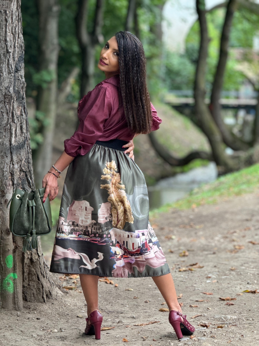 Fusta midi cu pliuri elegante [4]