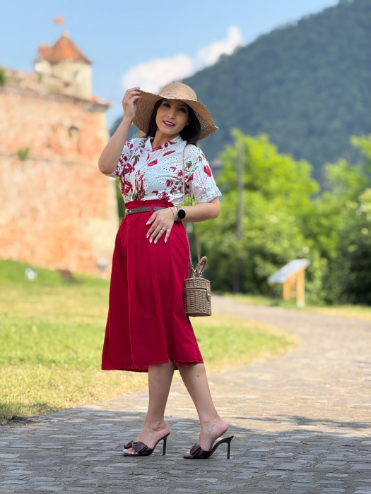 Fusta rosie cu curea in talie [2]
