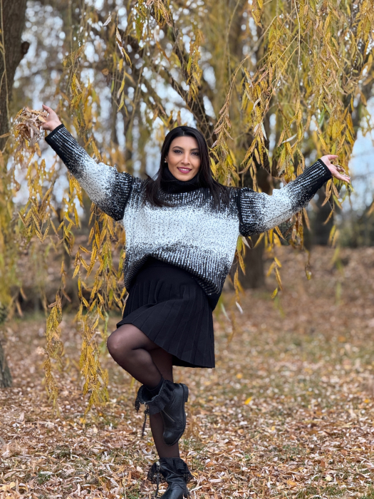 Fusta tricotata plisata cu curea in talie [1]