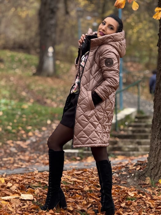 Geaca cu emblema lunga [1]