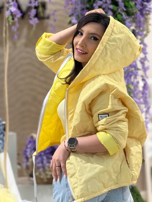 Geacă damă matlasată cu glugă, fermoar frontal și model floral embosat [10]