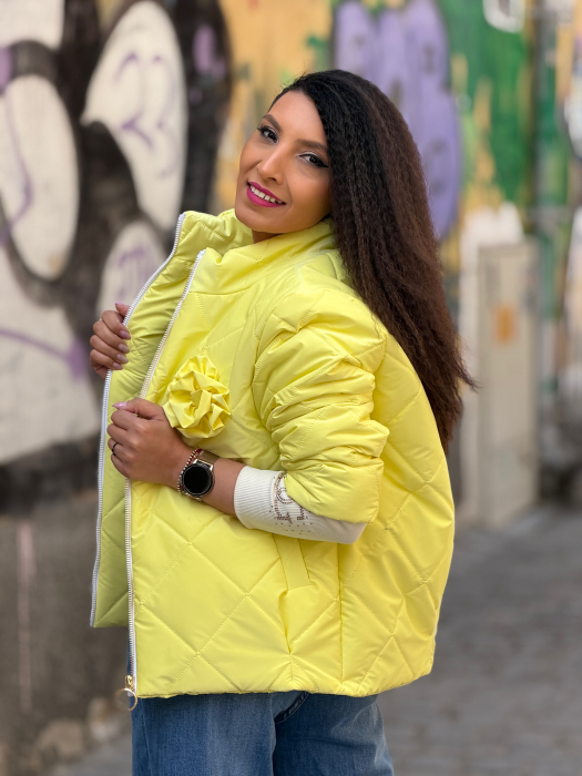 Geaca din fas cu floare in piept [4]