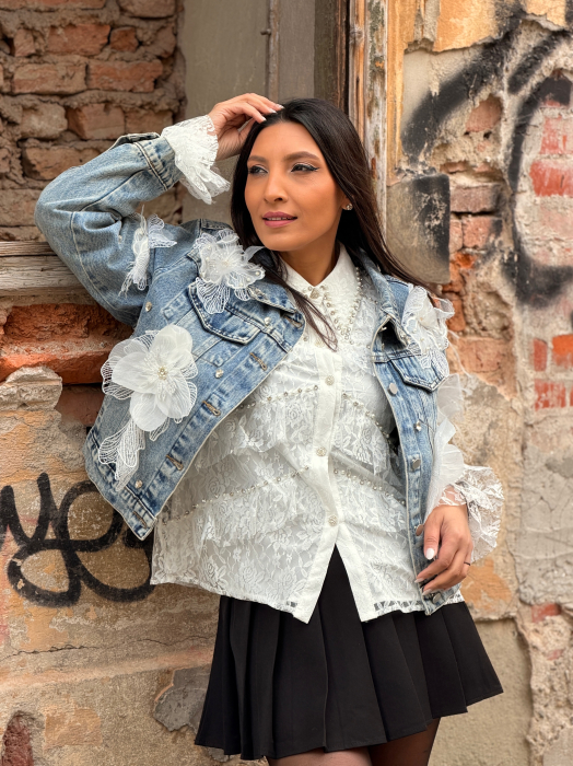 Geaca din jeans cu flori aplicate [5]