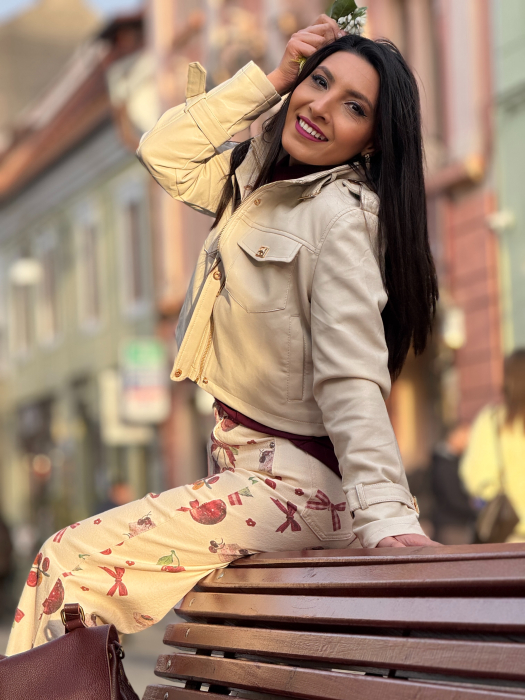 Geaca din piele ecologica cu guler tunica si buzunare aplicate [3]