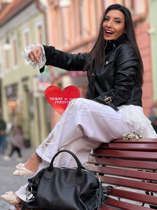 Geaca din piele ecologica cu guler tunica si buzunare aplicate [2]