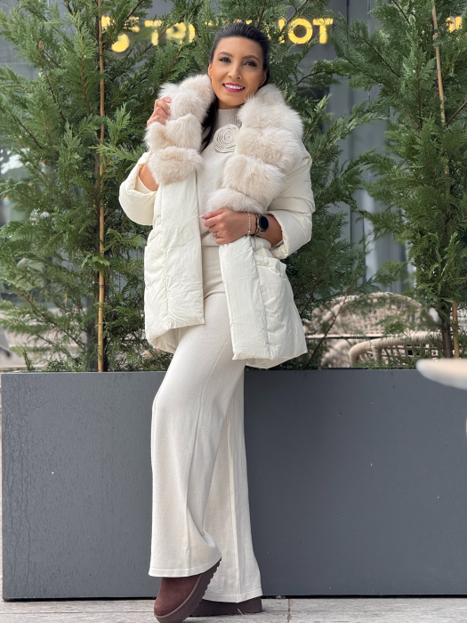 Geaca ivoire cu blana naturala [6]