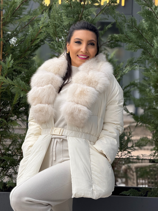 Geaca ivoire cu blana naturala [1]