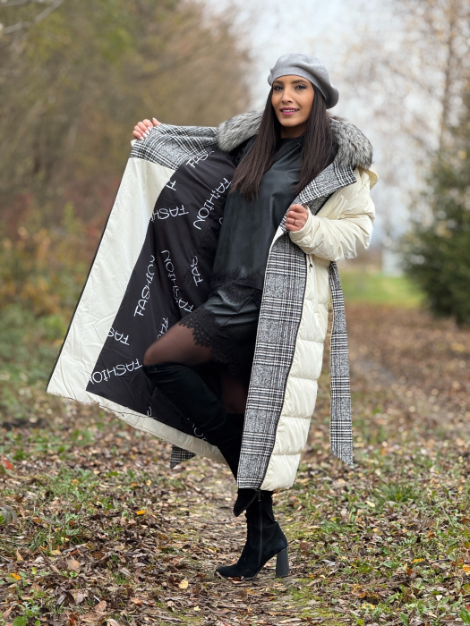 Geaca lunga cu imprimeu in carouri si guler din blana naturala [8]