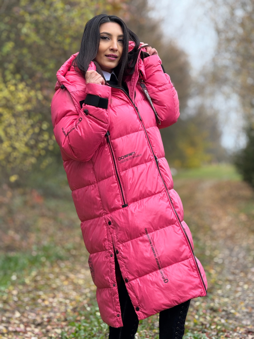 Geaca lunga matlasata cu gluga si fermoar [6]