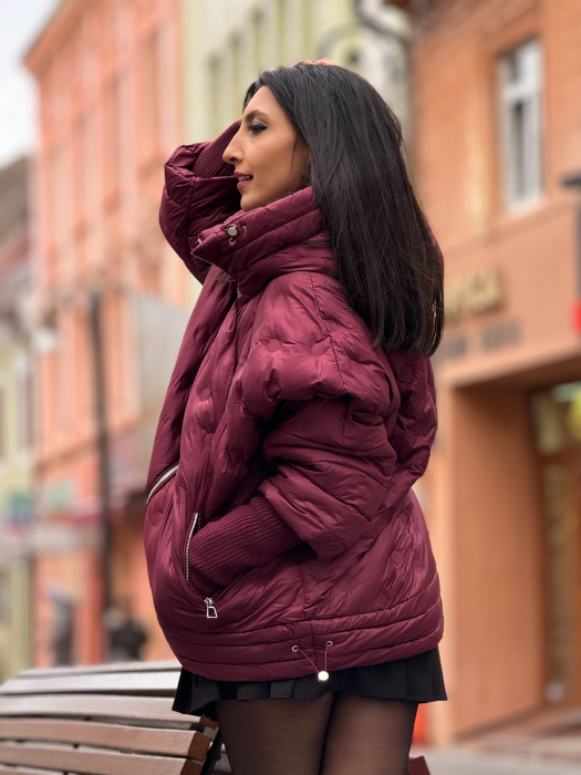 Geaca magenta cu gluga [5]