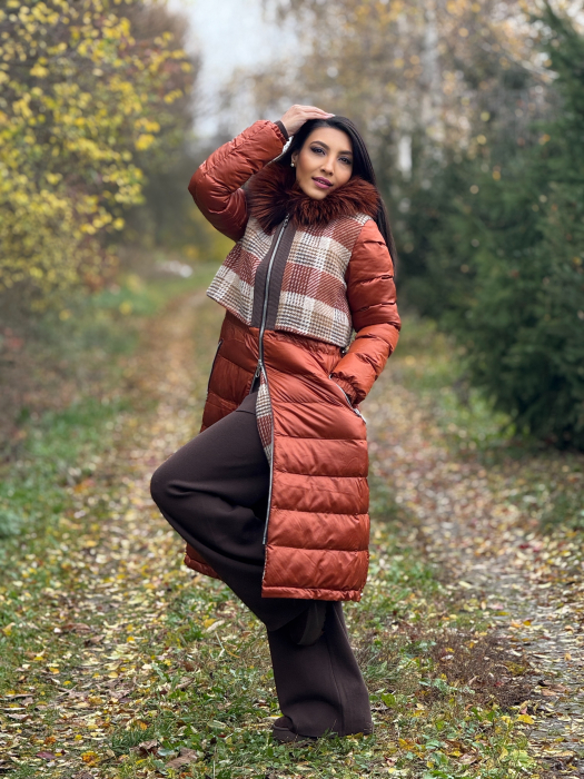 Geaca matlasata cu imprimeu in carouri si guler din blana naturala [1]