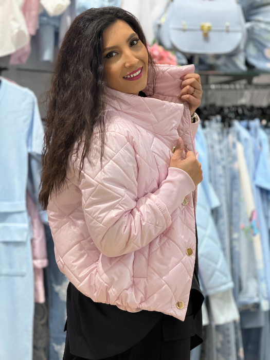 Geaca matlasata cu manseta la maneca si capse si elastic in talie [3]