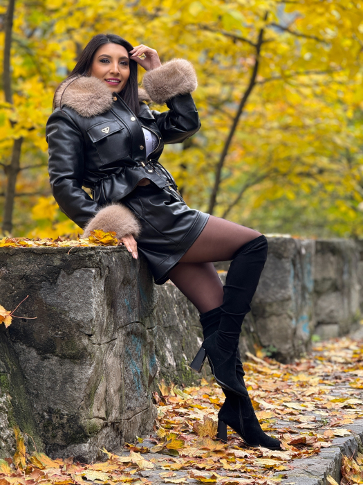 Geaca neagra din piele eologica [9]