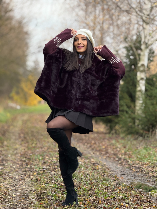 Haina din blana ecologica si dunga pe mana [4]