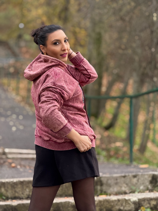 Hanorac cu fetita cu funda rosie [3]