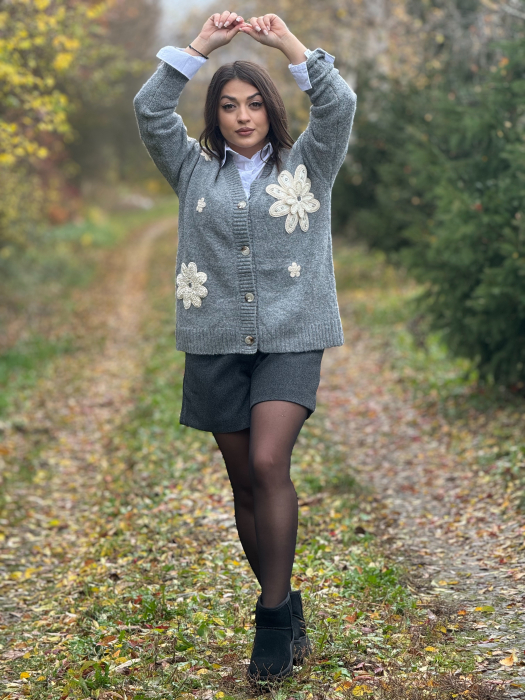 Jacheta cu flori brodate [3]