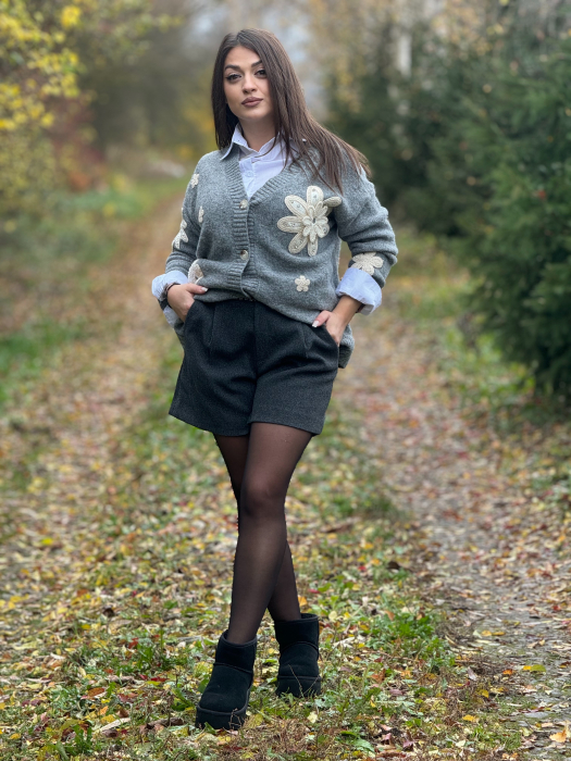 Jacheta cu flori brodate [2]