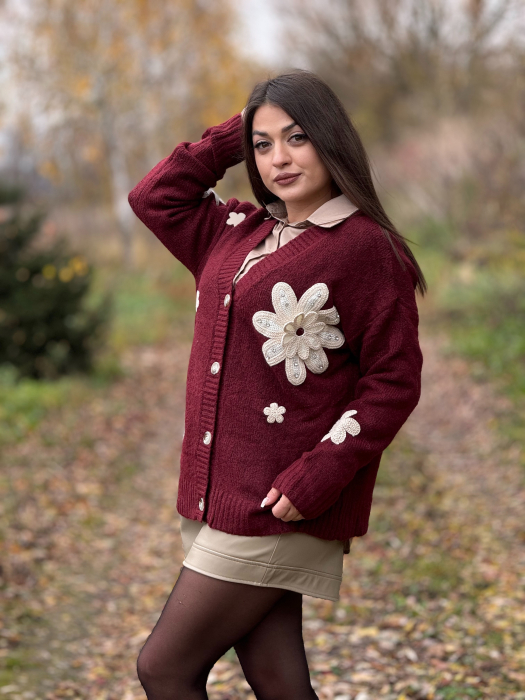 Jacheta cu flori brodate [2]