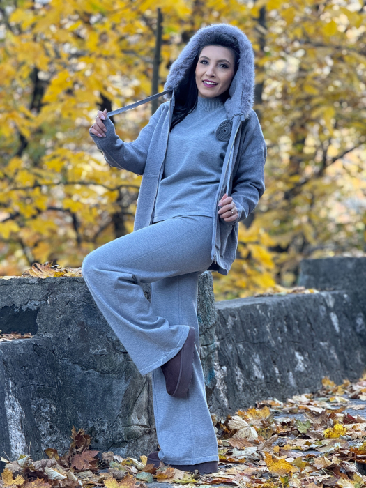 Jacheta cu gluga cu blanita [1]