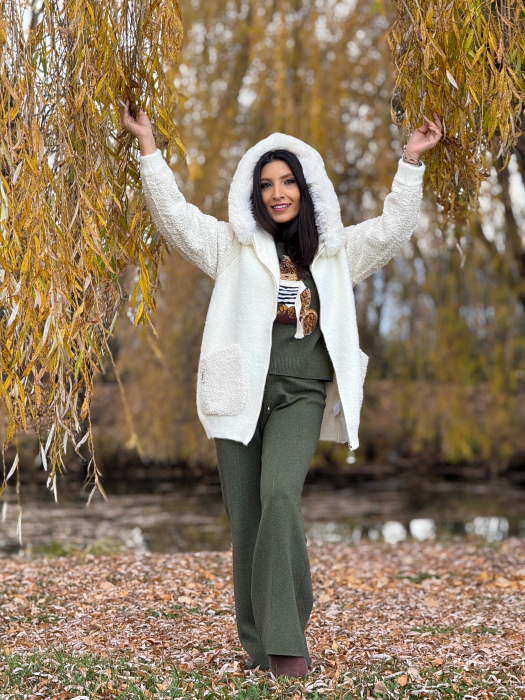 Jacheta cu gluga si blanita [1]