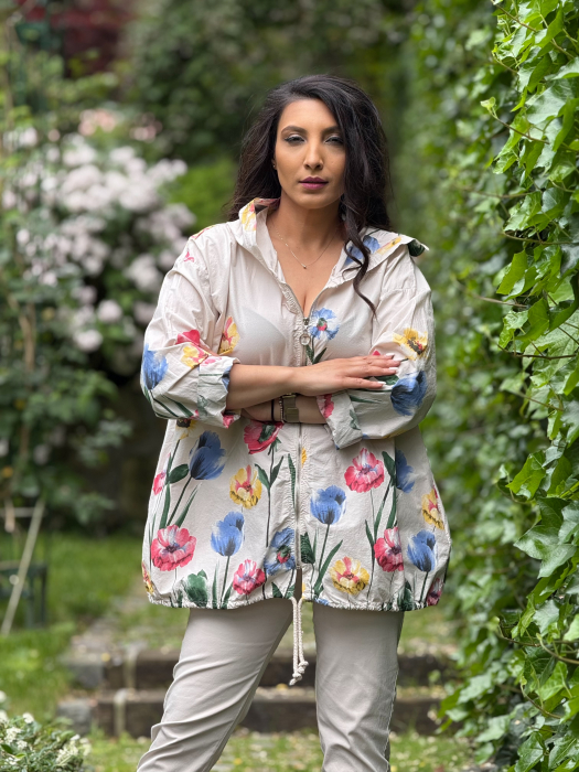 Jacheta cu gluga si imprirmeu floral [4]