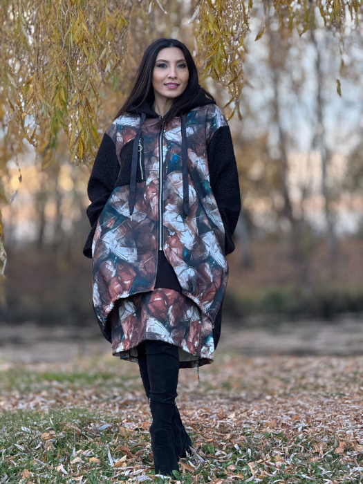 Jacheta cu imprimeu colorat si buzunar aplicat [3]