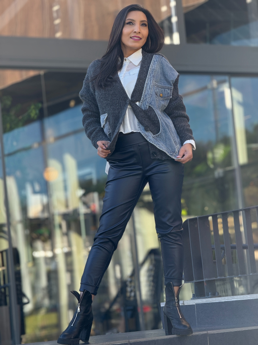 Jacheta cu nasturi si aplicatie din denim [4]