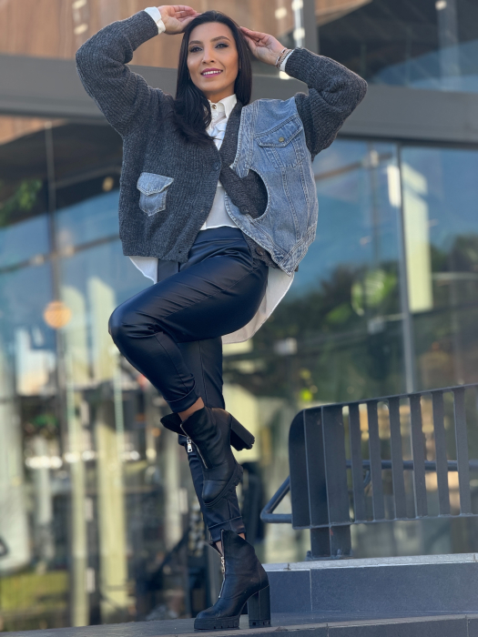 Jacheta cu nasturi si aplicatie din denim [3]