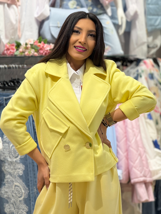 Jacheta cu rever si nasturi [4]