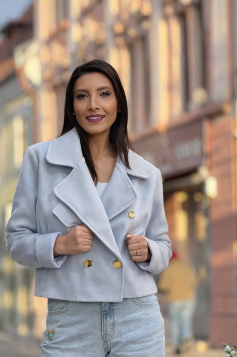 Jacheta cu rever si nasturi [2]